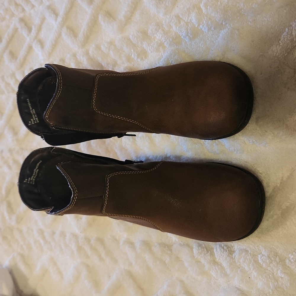 Womens boots